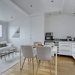 Classy, New & Large Designed - 16 * باريس