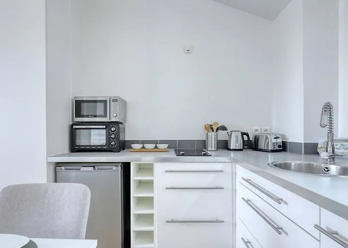 Apartment Classy, New & Large Designed - 16 *