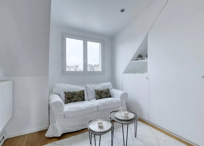 Classy, New & Large Designed - 16 Lejlighed *
